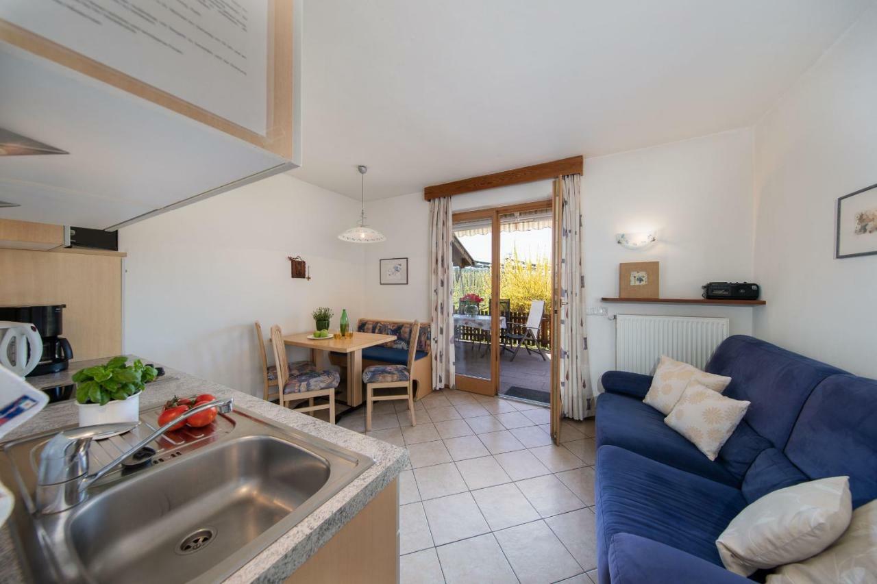 Appartements Weisshauserhof 阿皮亚诺苏拉斯特拉达 外观 照片